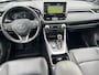 Toyota RAV4 2.5 Plug-in Hybrid AWD Bi-Tone Plus | Trekhaak | Geventileerd leer | Carplay | Stoel- + stuurverwarming | JBL Premium audio |