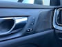 Volvo V60 2.0 B3 Inscription | Pano | HU-Display | 360 camera | Trekhaak | Memory | Standkachel |