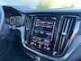 Volvo V60 2.0 B3 Inscription | Pano | HU-Display | 360 camera | Trekhaak | Memory | Standkachel |