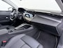 Peugeot 408 Allure 225pk Plugin Hybrid Automaat | Accu 99% | Navigatie | AGR stoelen | 360 camera | 19 inch wielen | Apple Carplay draadloos | Drive assist pack