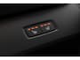 Volvo XC60 T6 Plug-in hybrid AWD Ultra Black Edition | Head-up display | Adaptive Cruise & Pilot Assist | Panoramisch Schuif-/Kanteldak | 360-Camera | Harman Kardon Premium Audio | Draadloze Telefoonlader
