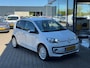 Volkswagen Up! 1.0 Groove Up! White - leer - navi - trekhaak