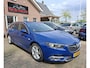 Opel Insignia Sports Tourer 1.5 Turbo Business Executive. Zeer netjes en luxe o.a. camera, trekhaak, carplay, stoel-stuurverwarm.