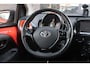 Toyota Aygo 1.0 VVT-i x-cite | Camera | Carplay | 5-drs | Airco | Lm- velgen | Telefoonvoorbereiding |
