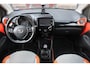Toyota Aygo 1.0 VVT-i x-cite | Camera | Carplay | 5-drs | Airco | Lm- velgen | Telefoonvoorbereiding |