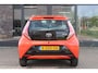 Toyota Aygo 1.0 VVT-i x-cite | Camera | Carplay | 5-drs | Airco | Lm- velgen | Telefoonvoorbereiding |