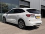 Ford Kuga 2.5 PHEV ST-Line X 225PK Parelmoerkleur Elek. Trekhaak Winterpack Camera Head-Up Navi Cruise Climate 20" velgen *Dealer Onderhouden*