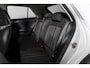 Volkswagen T-Roc 1.5 TSI 150 PK Style - Automaat | Adapt. Cruise | PDC | Camera | NAV+App. Connect | ECC | Afn. Trekhaak | LM 17" |