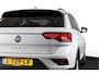 Volkswagen T-Roc 1.5 TSI 150 PK Style - Automaat | Adapt. Cruise | PDC | Camera | NAV+App. Connect | ECC | Afn. Trekhaak | LM 17" |