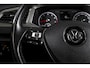 Volkswagen T-Roc 1.5 TSI 150 PK Style - Automaat | Adapt. Cruise | PDC | Camera | NAV+App. Connect | ECC | Afn. Trekhaak | LM 17" |