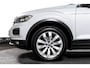 Volkswagen T-Roc 1.5 TSI 150 PK Style - Automaat | Adapt. Cruise | PDC | Camera | NAV+App. Connect | ECC | Afn. Trekhaak | LM 17" |
