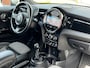 MINI One Mini 1.5 Classic Plus & Trim Black Pack | Airco | Apple CarPlay | Navigatie | Sport Int | 17" Black Spoke Velgen / Park Sensors / 1e Eigenaar!