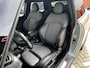 MINI One Mini 1.5 Classic Plus & Trim Black Pack | Airco | Apple CarPlay | Navigatie | Sport Int | 17" Black Spoke Velgen / Park Sensors / 1e Eigenaar!