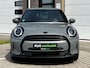 MINI One Mini 1.5 Classic Plus & Trim Black Pack | Airco | Apple CarPlay | Navigatie | Sport Int | 17" Black Spoke Velgen / Park Sensors / 1e Eigenaar!