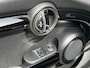 MINI One Mini 1.5 Classic Plus & Trim Black Pack | Airco | Apple CarPlay | Navigatie | Sport Int | 17" Black Spoke Velgen / Park Sensors / 1e Eigenaar!