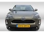 Toyota Yaris Cross 1.5 Hybrid Active Apple carplay/ android auto l All weather banden | Armsteun | Elektrisch inklapbare buitenspiegels | Climate control | Achteruitrijcamera | Verwarmbare spiegel