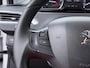 Peugeot 2008 1.2 VTi Active - cruise control - lichtmetalen velgen - trekhaak