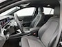 Mercedes-Benz A-klasse 180 Progressive | Dode Hoek Ass | Parkeerpakket met Camera | LED Verlichting | Stoelverwarming | Inclusief 24 maanden Mercedes-Benz Certified garantie voor Europa.