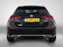 Mercedes-Benz A-klasse 180 Progressive | Dode Hoek Ass | Parkeerpakket met Camera | LED Verlichting | Stoelverwarming | Inclusief 24 maanden Mercedes-Benz Certified garantie voor Europa.