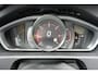 Volvo V40 Cross Country D3 AUT6 150PK Summum, Verwarmbare stoelen voor & achter, 17” Lichtmetalen velgen, Park Assist achter met camera, Cruise Control, Sensus Full Map navigatie, Bluetooth telefoonvoorbereiding