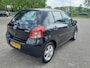 Toyota Yaris 1.3 VVTi Luna complete nieuw in Nederland geleverde yaris met een mooie km stand!
