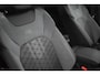 Volkswagen T-Roc 1.5 TSI 150pk DSG R-Line Business+ Black Style Trekhaak Camera IQ.Light Panoramadak Virtual Cockpit Navigatie