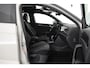 Volkswagen T-Roc 1.5 TSI 150pk DSG R-Line Business+ Black Style Trekhaak Camera IQ.Light Panoramadak Virtual Cockpit Navigatie