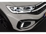 Volkswagen T-Roc 1.5 TSI 150pk DSG R-Line Business+ Black Style Trekhaak Camera IQ.Light Panoramadak Virtual Cockpit Navigatie