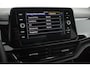 Volkswagen T-Roc 1.5 TSI 150pk DSG R-Line Business+ Black Style Trekhaak Camera IQ.Light Panoramadak Virtual Cockpit Navigatie