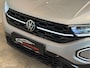 Volkswagen T-Roc 1.5 TSI Panorama/IQ Light/Stoelverwarming/black Style