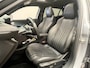 Peugeot 2008 1.2 PureTech GT-Line | Panoramadak | Adaptive Cruisecontrole | Focal | Massage | Lederen bekleding | LED | Achteruitrijcamera || Achteruitrijcamera | Afwijkende dakkleur | Apple Carplay/Android Auto|telefoonintegratie premium