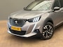 Peugeot 2008 1.2 PureTech GT-Line | Panoramadak | Adaptive Cruisecontrole | Focal | Massage | Lederen bekleding | LED | Achteruitrijcamera || Achteruitrijcamera | Afwijkende dakkleur | Apple Carplay/Android Auto|telefoonintegratie premium