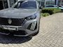 Peugeot 2008 PureTech 100 Allure l Vision & Drive Assist Pack l Navigation & Access Pack l Trekhaak