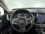 Volvo XC60 B4 Momentum | 360° camera | Stoel- en stuurverwarming | Trekhaak