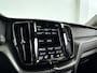 Volvo XC60 B4 Momentum | 360° camera | Stoel- en stuurverwarming | Trekhaak