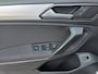 Volkswagen Tiguan 1.4 TSI 4Motion Highline Business R Line BJ.2018 / Panodak / Navi / 19"Lmv / Trekhaak