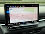 Volkswagen T-Roc 1.5 eTsi R-Line Trekhaak | Pano | 20"