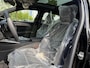 Peugeot 408 e-408 GT 58 kWh NIEUWE AUTO 13KM!| FULL OPTION| PANO| FOCAL AUDIO| 360 CAMERA| ELEKTRISCHE ACHTERKLEP| ELEK. STOELEN| STOEL + STUURVERWARMING MET MASSAGE|