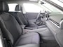 Volkswagen T-Roc Life First Edition 1.5 eTSI 85 kW / 116 PK SUV 7 v Achteruitrijcamera | Carplay