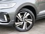 Volkswagen T-Roc 1.5 TSI Sport Business R 150 pk Automaat Navi / Apple Carplay / DAB / Stoeverwarming / Camera / Trekhaak