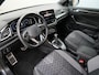 Volkswagen T-Roc 1.5 TSI Sport Business R 150 pk Automaat Navi / Apple Carplay / DAB / Stoeverwarming / Camera / Trekhaak