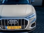 Audi Q3 35 TFSI Advanced edition Plus | 1e Eigenaar | Trekhaak (wegklapbaar) | Origineel Nederlands | Camera | Elektrisch verstelbare stoel(en) met geheugen | Chronos Grijs Metallic | LED | Alcantara | Virtual Cockpit | Elektrische Kofferklep |