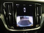 Volvo V60 B4 Essential Edition | Trekhaak | Climate | Park Assist |