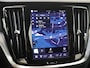 Volvo V60 B4 Essential Edition | Trekhaak | Climate | Park Assist |