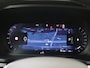 Volvo V60 B4 Essential Edition | Trekhaak | Climate | Park Assist |
