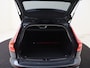 Volvo V60 B4 Essential Edition | Trekhaak | Climate | Park Assist |