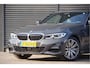 BMW 3-Serie 330e M-SPORT SCHUIFDAK, INDIVIDUAL LEDER, LASER, HUD, HARMAN/KARDON, ADAPT. CRUISE, SPORTSTOELEN, DRAVIT GRAU