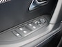 Peugeot 2008 SUV Allure PureTech 100pk H6, Rijklaarprijs, Navigatie Keyless Entry Sensoren voor en achter