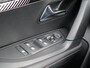 Peugeot 2008 SUV Allure PureTech 100pk H6, Rijklaarprijs, Navigatie Keyless Entry Sensoren voor en achter