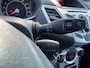 Ford Fiesta 1.25 Titanium 82PK | 17" Lichtmetalen velgen | Climate Control | Cruise Control | Parkeersensoren | Bluetooth | Voorruitverwarming | Privacy Glass | Grote Achterspoiler | Onderhoudsbeurt 4-2026 uitgevoerd